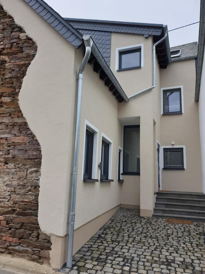 Apartmán Zur Fausenburg Bruttig-Fankel Exteriér fotografie